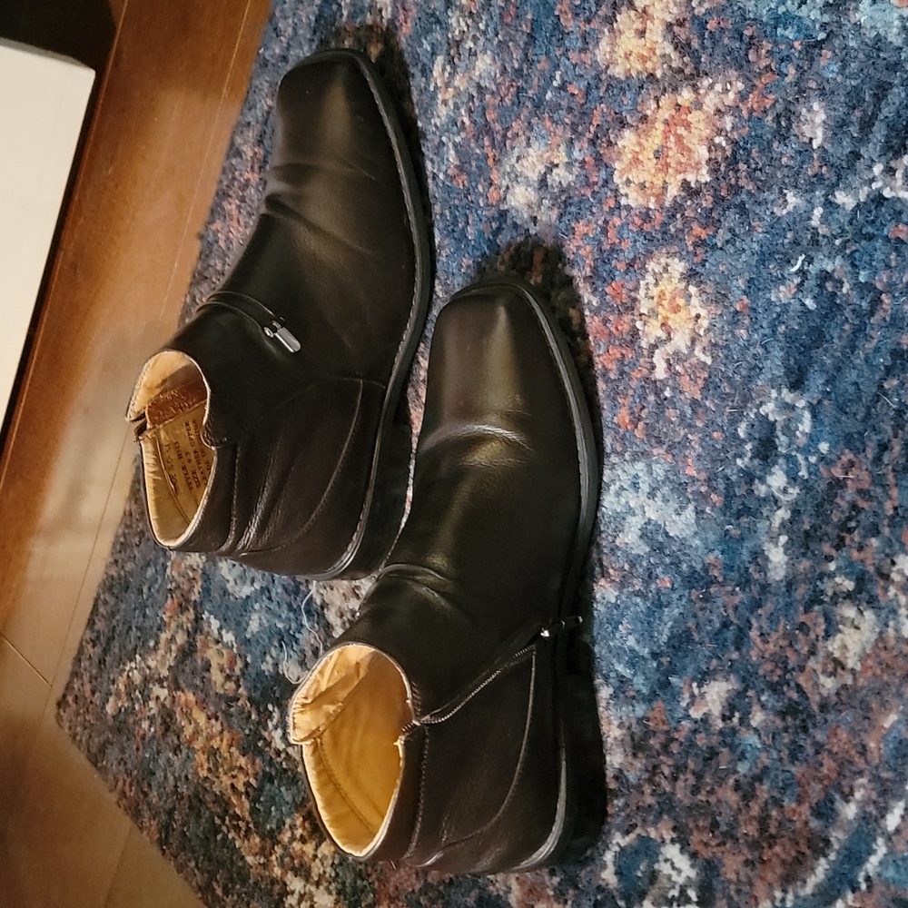 Men's Italian square toe dress shoes